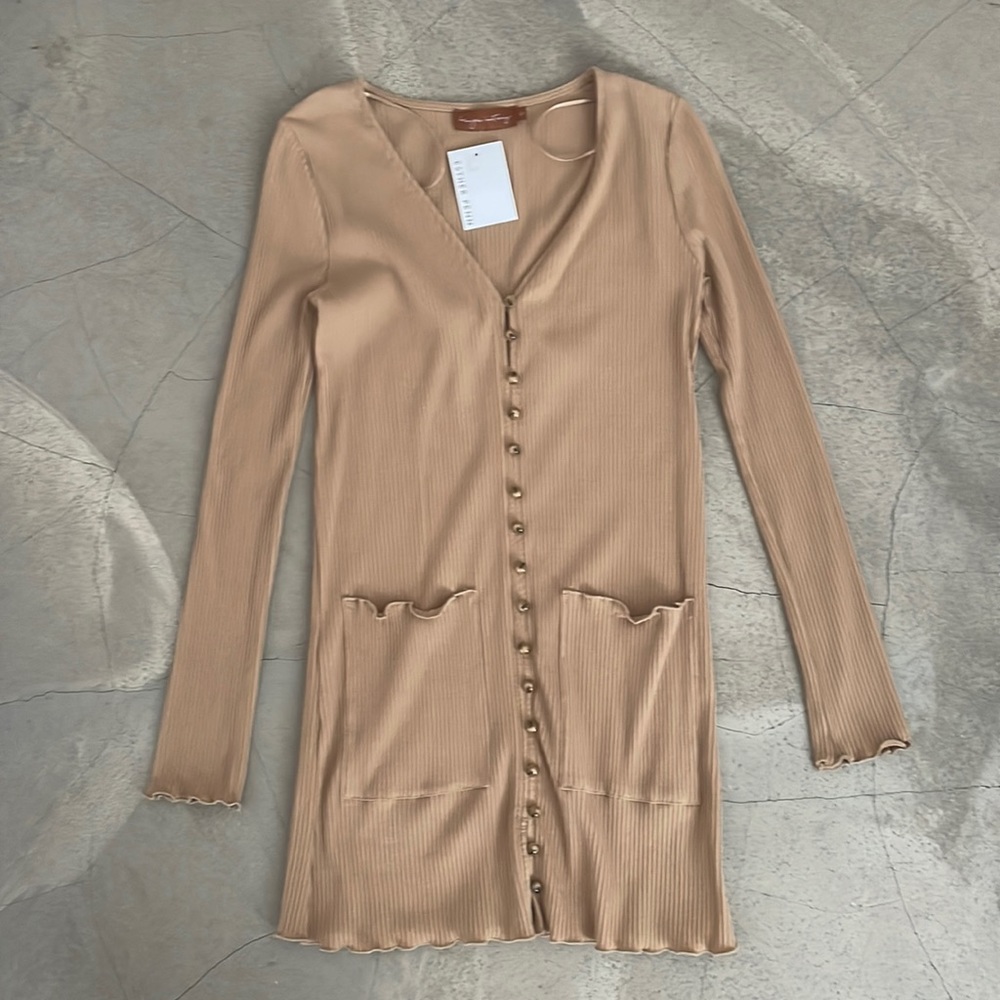 Button down rubbed long sleeve dress. New with tags. Size small